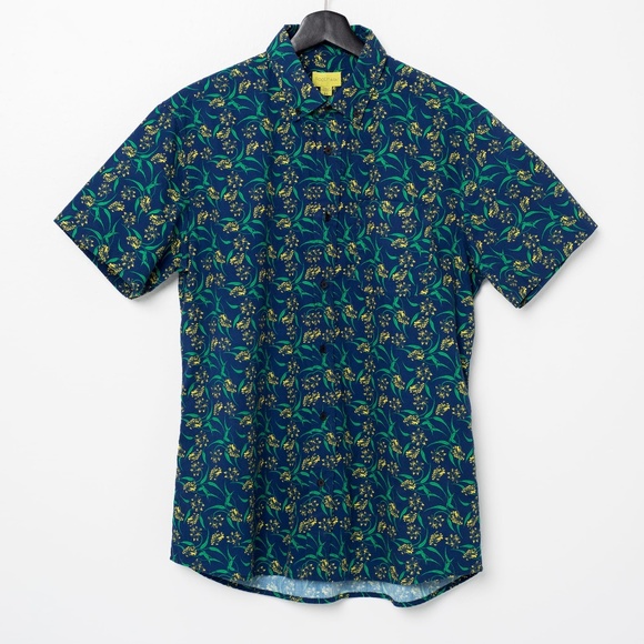 Summer Breeze Printed Short Sleeve Shirt - Picture 3 of 5